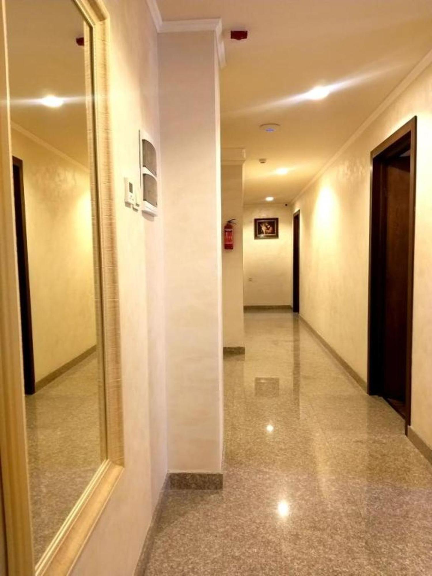 Partez Hotel Ereván Exterior foto