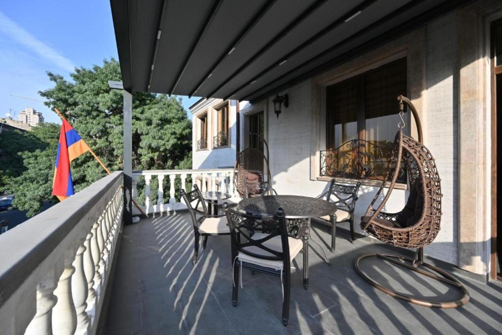 Partez Hotel Ereván Exterior foto